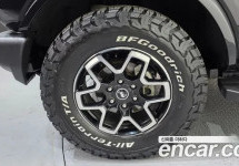 Ford Bronco 