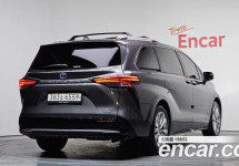 Toyota Sienna 