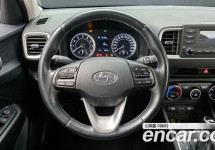Hyundai Venue 