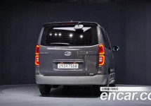 Hyundai Starex 