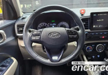Hyundai Venue 