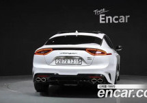 Kia Stinger 