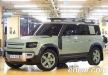 Land Rover Defender 