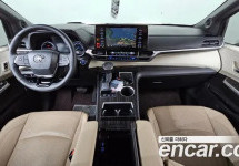 Toyota Sienna 