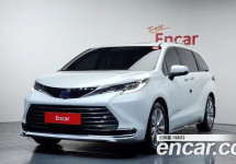 Toyota Sienna 