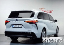 Toyota Sienna 