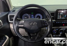 Hyundai Venue 