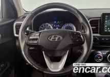 Hyundai Venue 