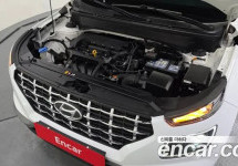 Hyundai Venue 