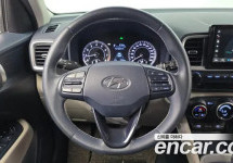 Hyundai Venue 