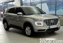 Hyundai Venue 