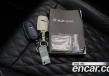 Genesis Gv70 
