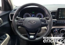 Hyundai Venue 
