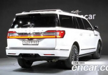 Lincoln Navigator 