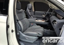 Lincoln Navigator 