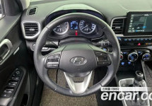 Hyundai Venue 