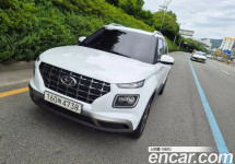 Hyundai Venue 
