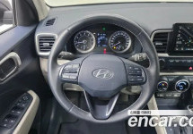 Hyundai Venue 