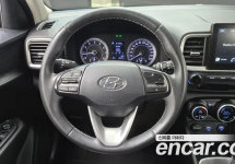 Hyundai Venue 