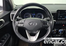 Hyundai Venue 