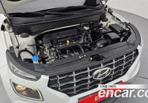 Hyundai Venue 