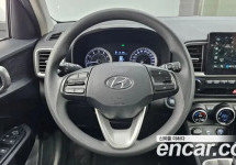 Hyundai Venue 