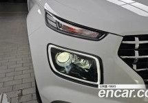 Hyundai Venue 