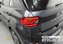 Hyundai Venue 