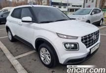 Hyundai Venue 