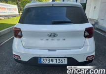 Hyundai Venue 