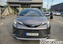 Toyota Sienna 