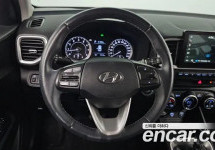 Hyundai Venue 
