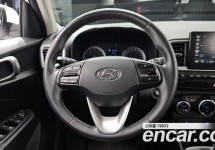 Hyundai Venue 