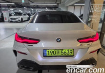 Bmw 8-Series 