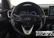 Hyundai Venue 