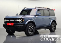 Ford Bronco 
