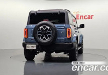 Ford Bronco 