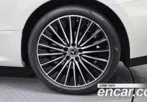 Mercedes-Benz Cle-Class 