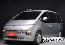 Hyundai Staria 