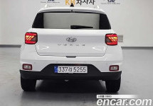 Hyundai Venue 