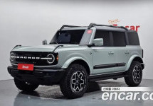 Ford Bronco 