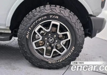 Ford Bronco 
