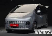 Hyundai Staria 