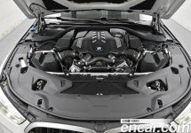 Bmw 8-Series 