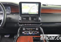 Lincoln Navigator 