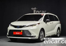 Toyota Sienna 