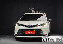 Toyota Sienna 