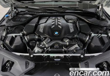 Bmw 8-Series 