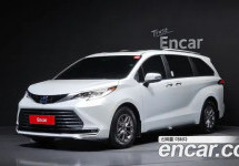 Toyota Sienna 