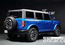 Ford Bronco 